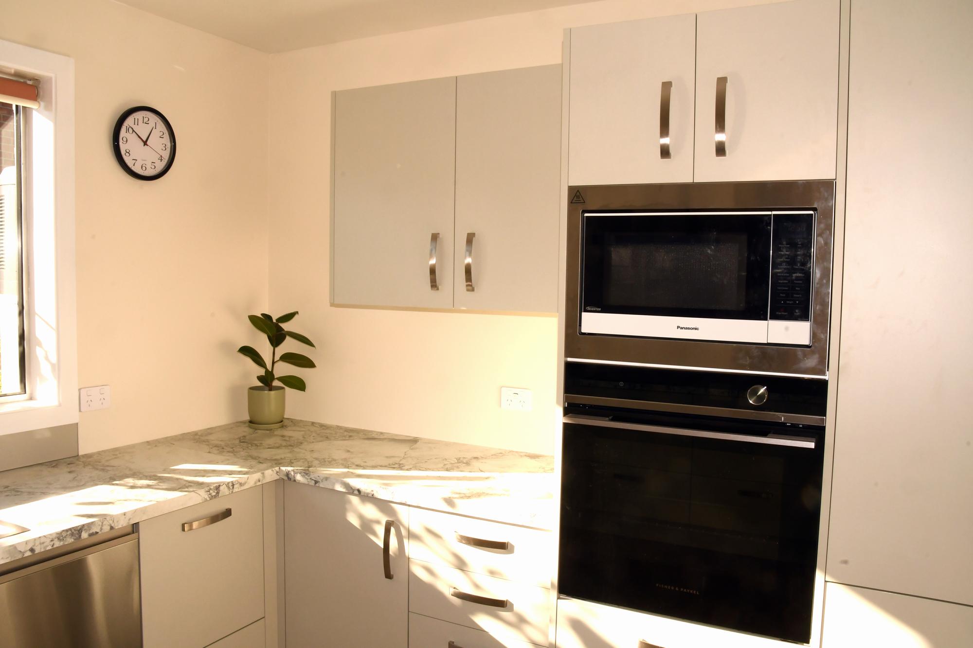 Oven